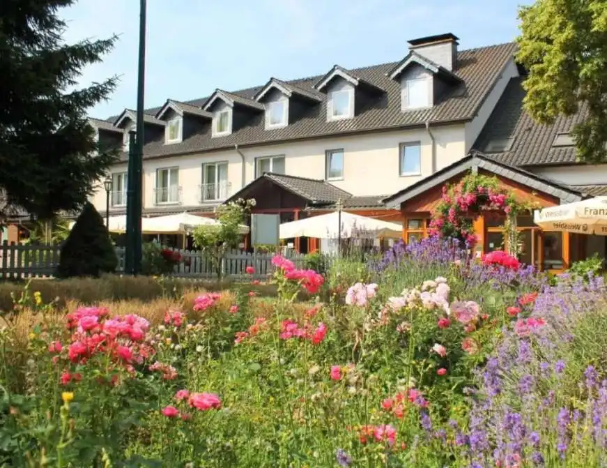 Der Garten des Landhotel Eurohof zur Rosenblüte